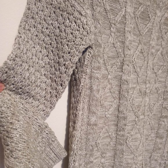 Cable Knit Sweater, Size EURO M - Picture 4 of 6